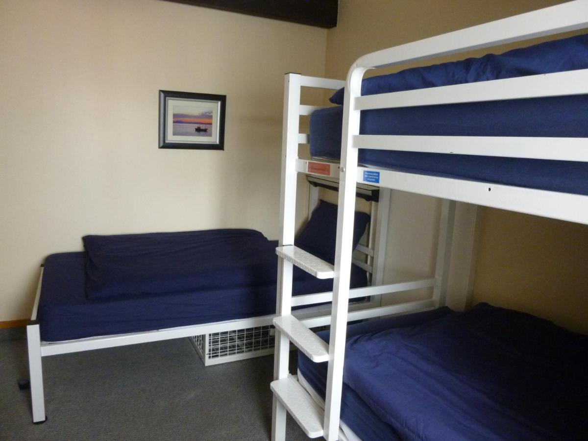 Port Charlotte Youth Hostel エクステリア 写真